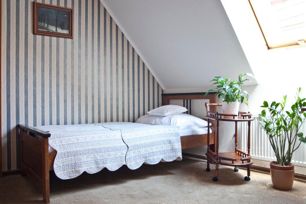 Hotel U Zlateho Lva Havlíčkŭv Brod Rum bild